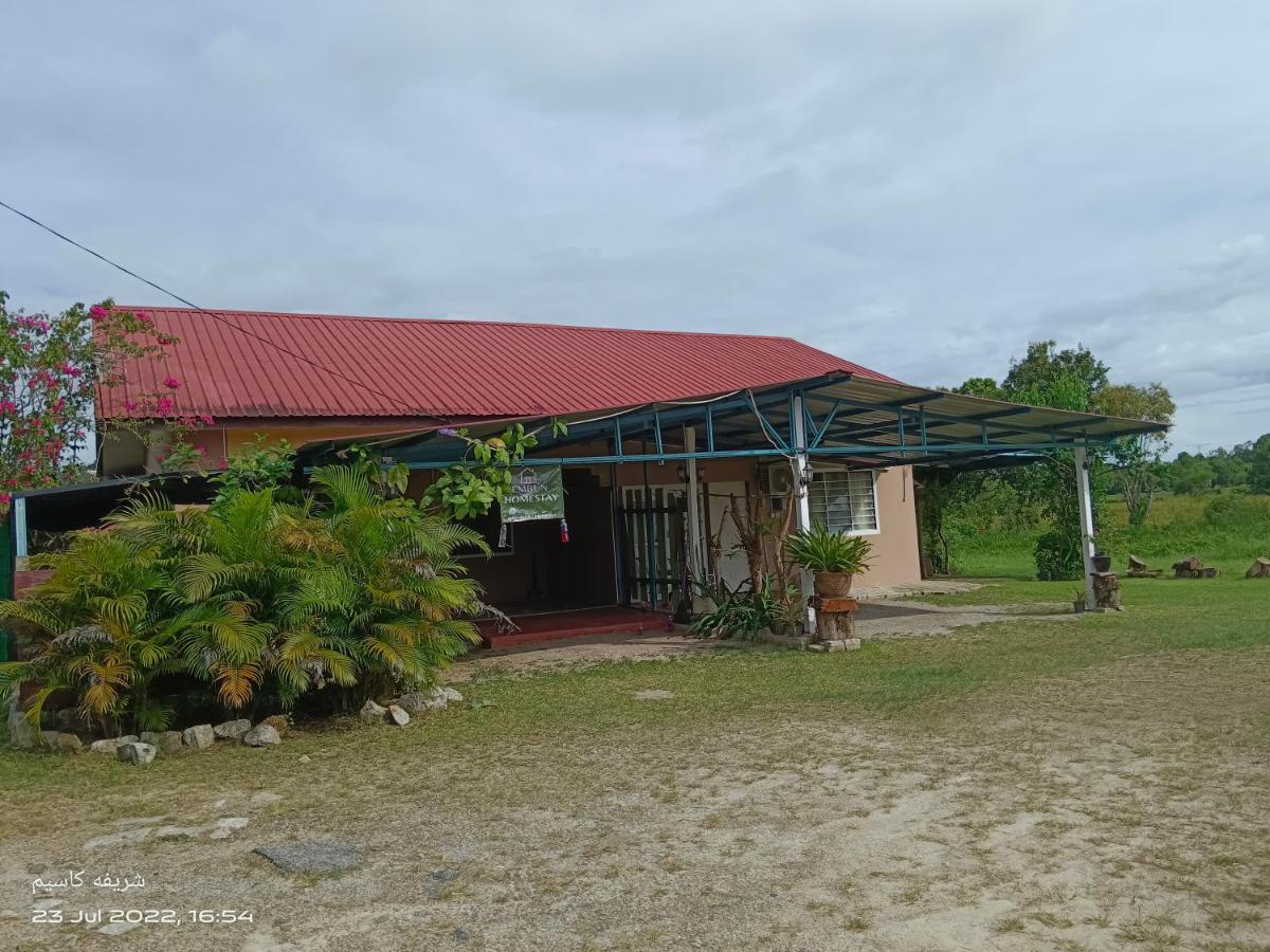Embun Langkawi Pantai Cenang Villa Pantai Cenang  Exterior photo